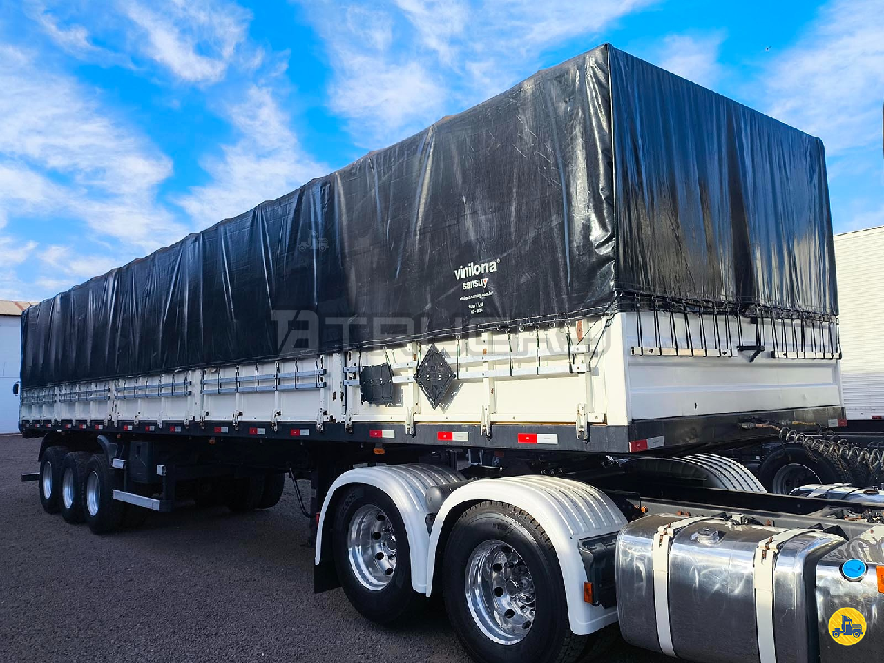 CARRETA JULIETA CARGA SECA TB Trucks SAO JOSE DOS PINHAIS PARANÁ PR